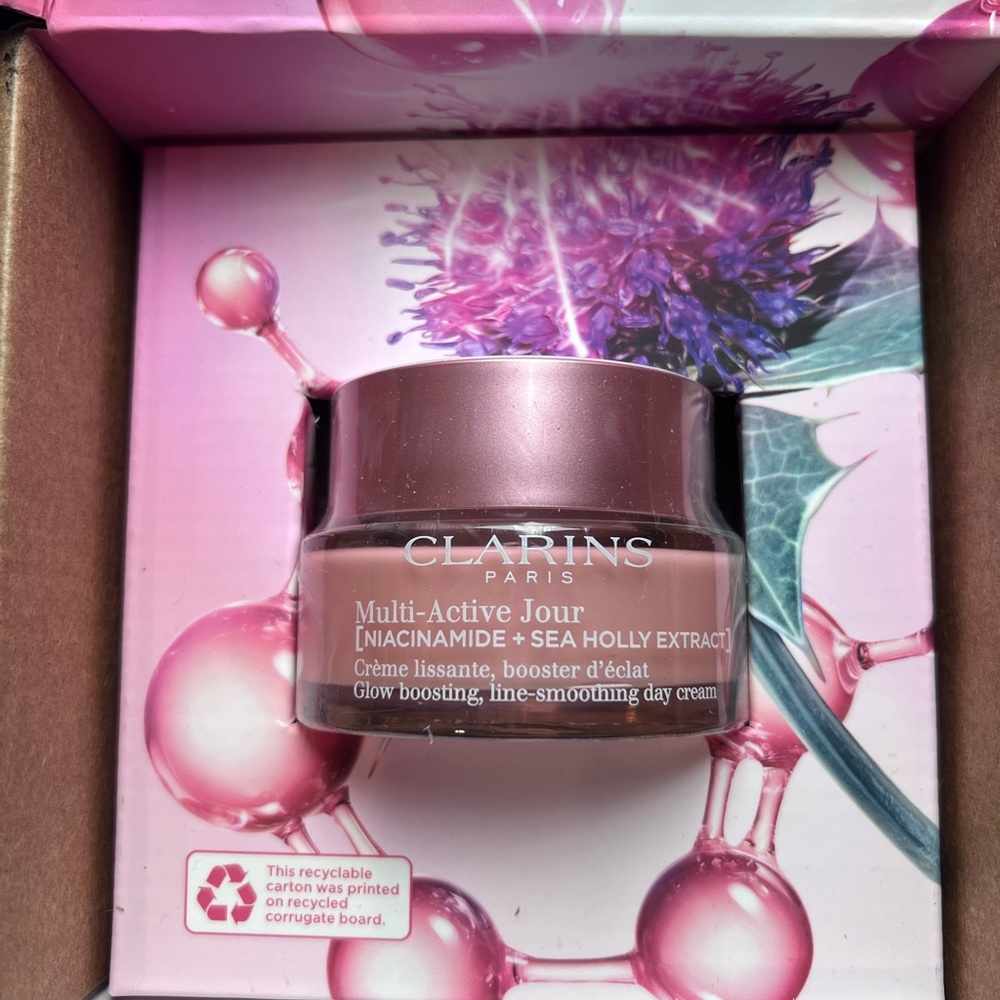 Clarins Multi-Active Day Moisturizer for Lines and Glow with Niacinamide